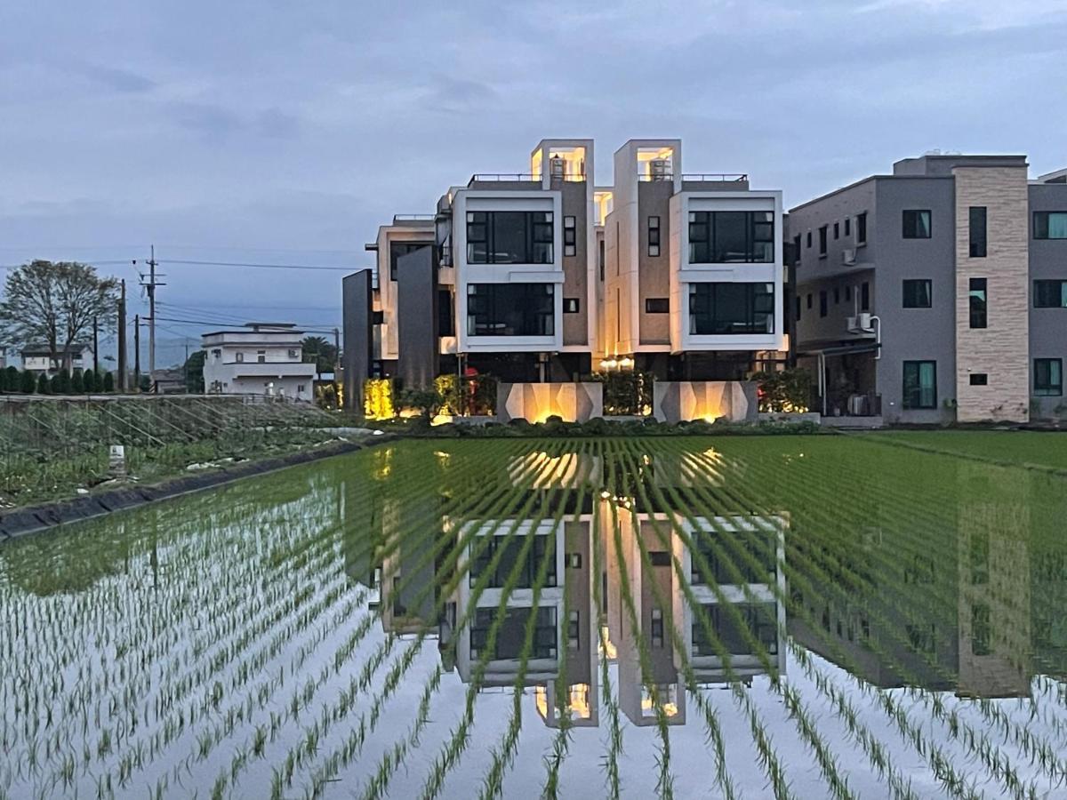 方興top會館 全新包棟電梯民宿 Sanxing Esterno foto