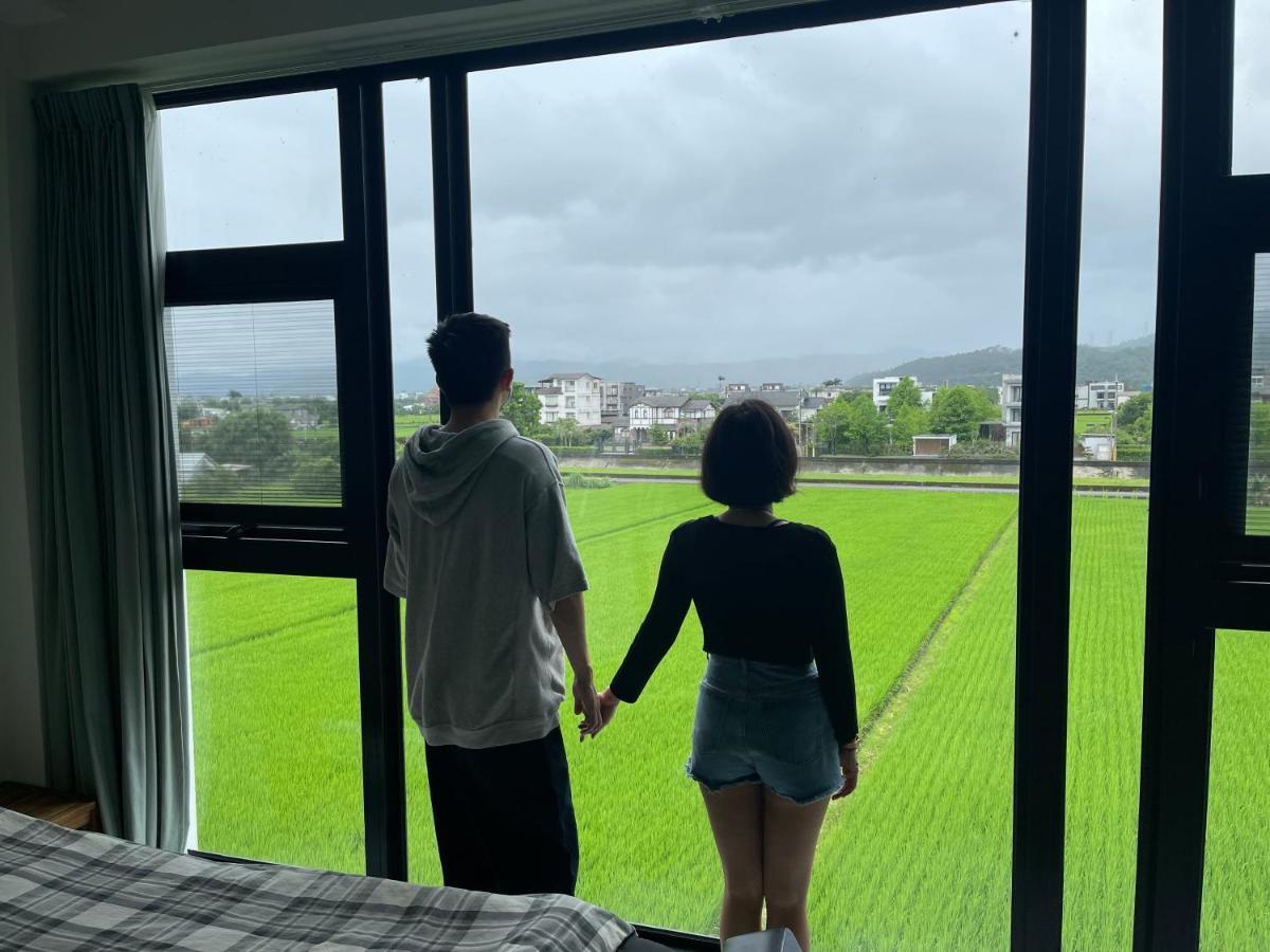 方興top會館 全新包棟電梯民宿 Sanxing Esterno foto