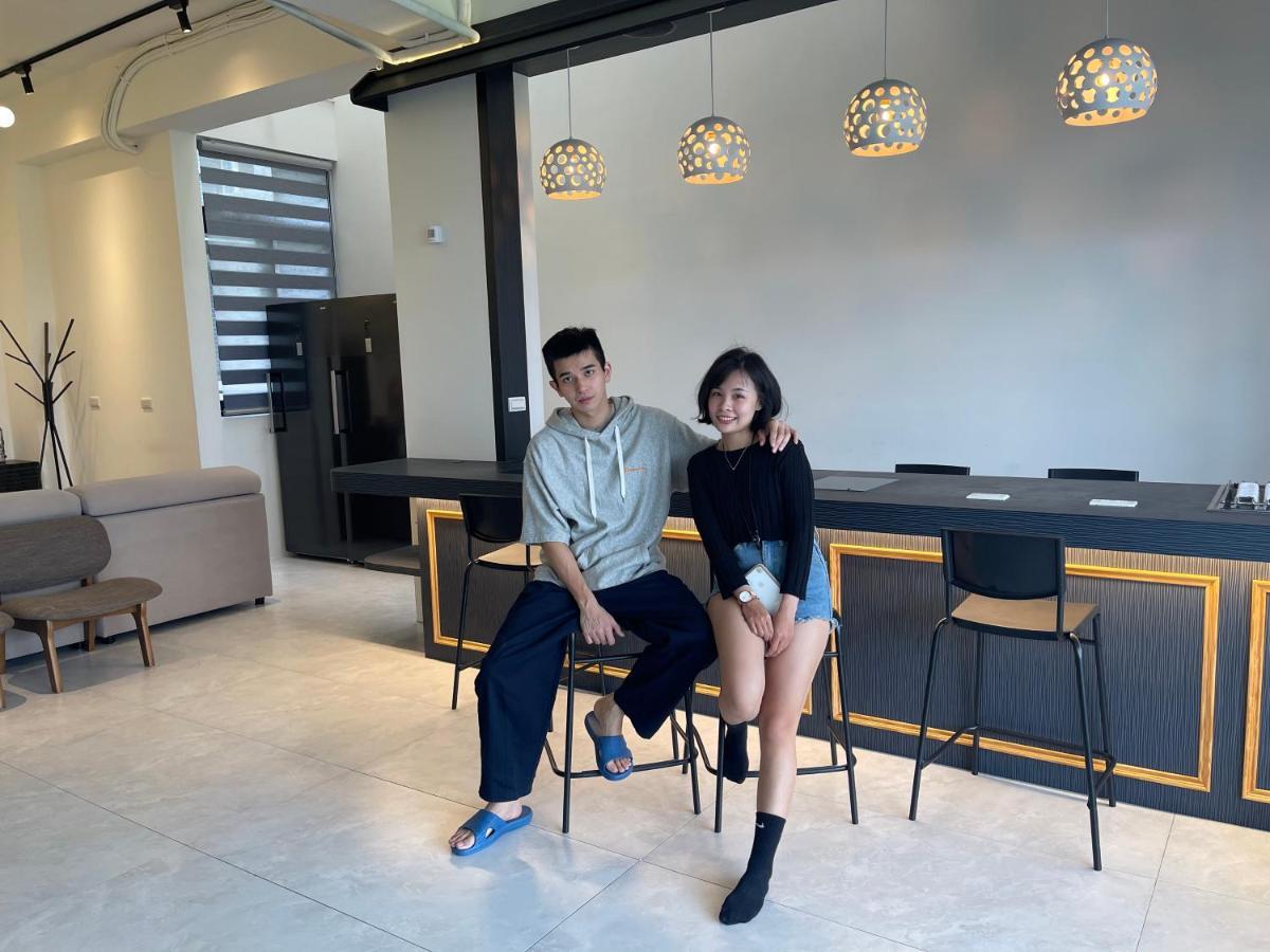 方興top會館 全新包棟電梯民宿 Sanxing Esterno foto