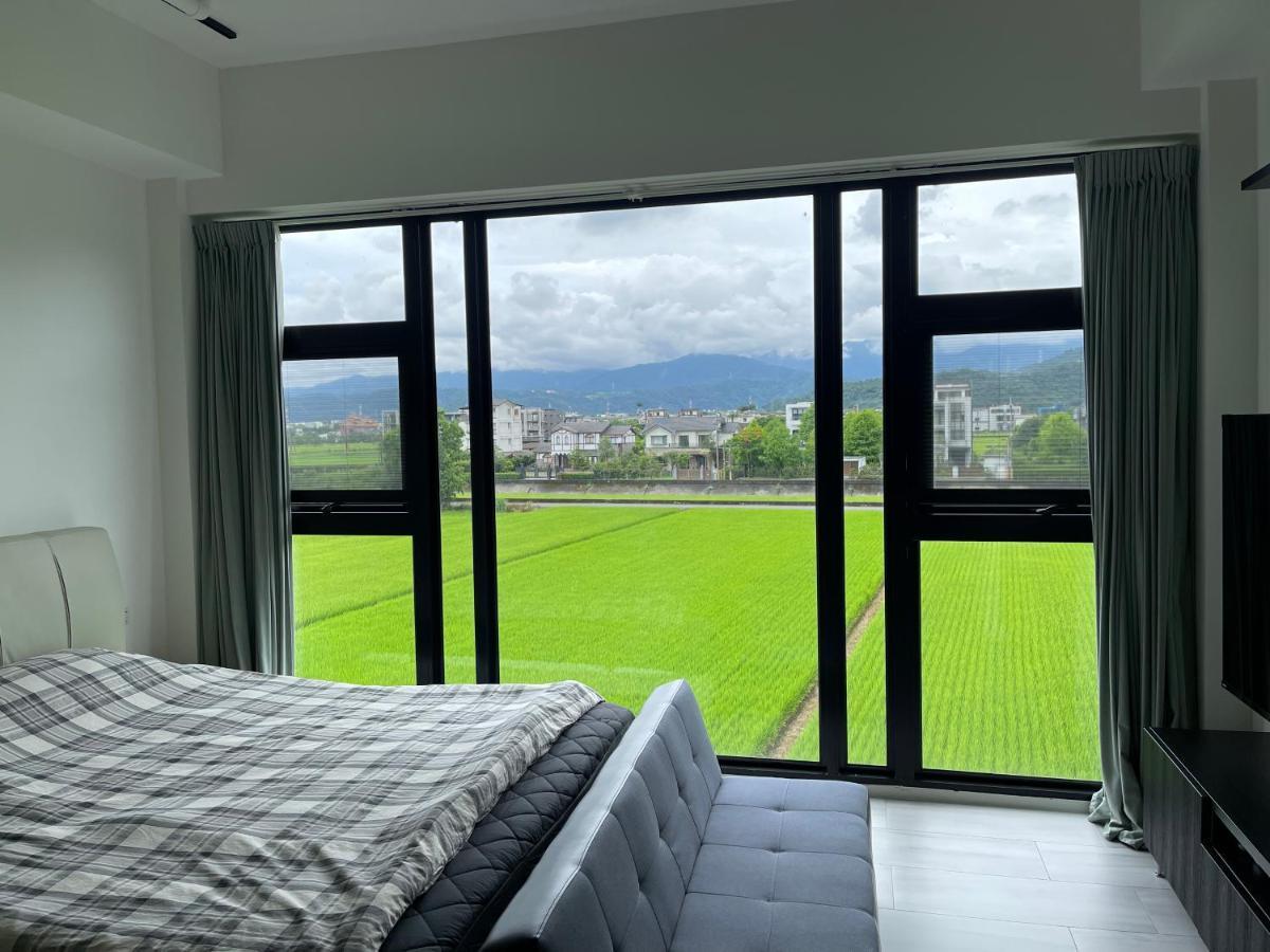 方興top會館 全新包棟電梯民宿 Sanxing Esterno foto