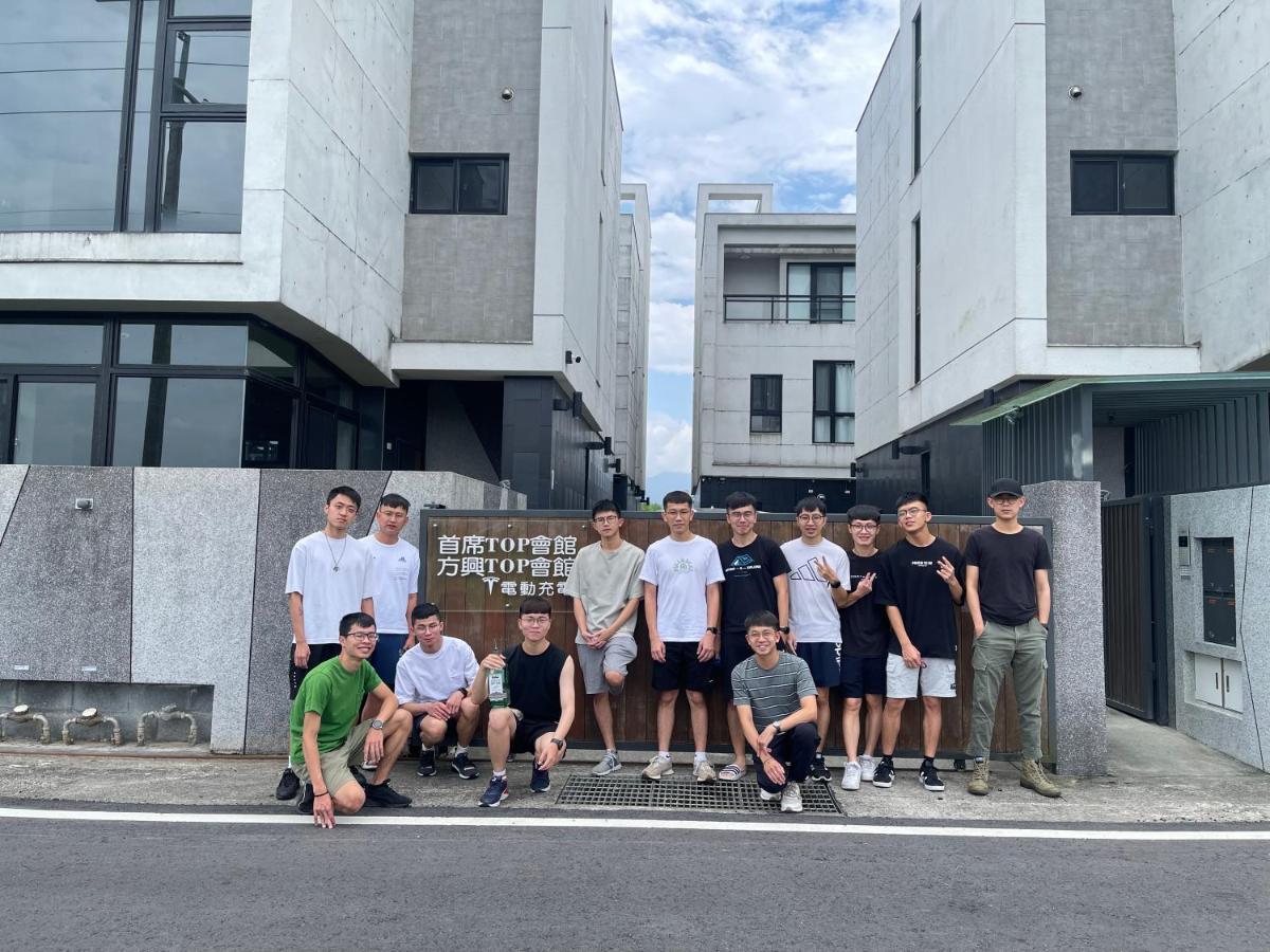 方興top會館 全新包棟電梯民宿 Sanxing Esterno foto